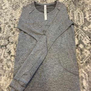Lululemon Swiftly Tech Long Sleeve Shirt 2.0